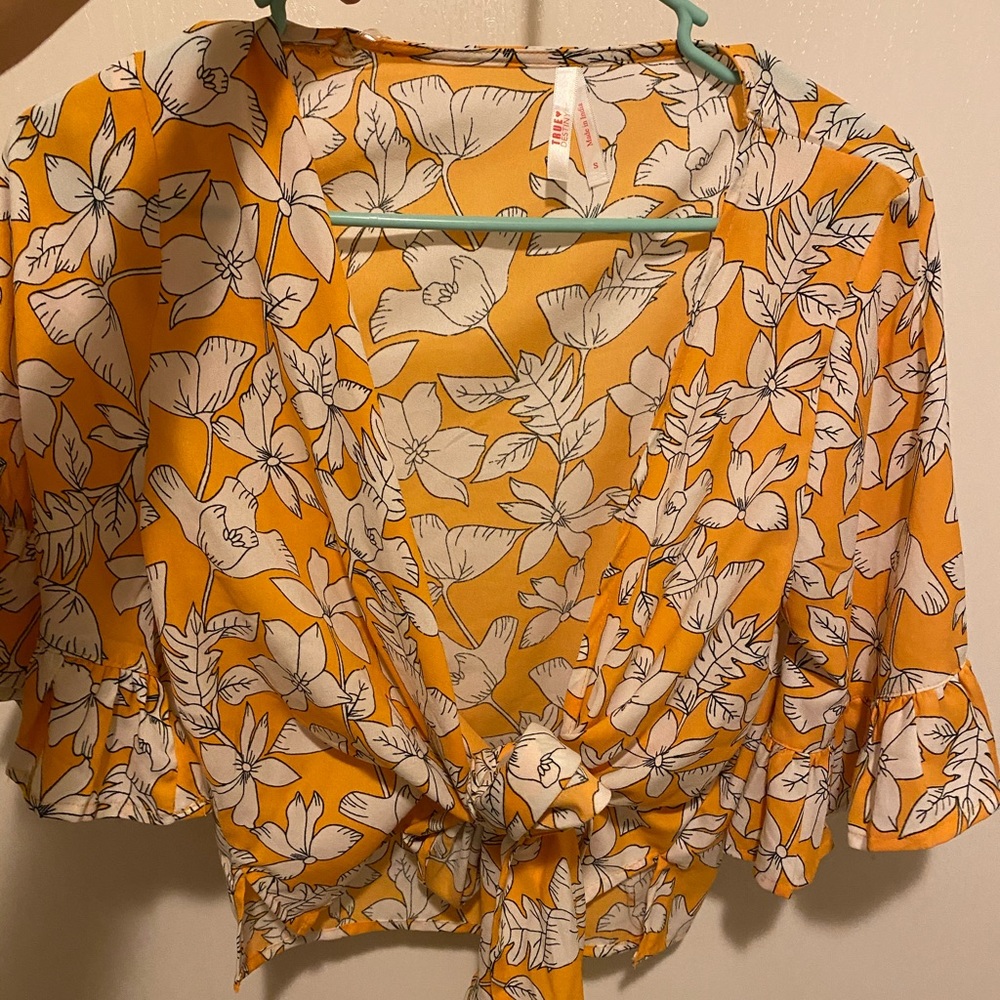 Floral Top!